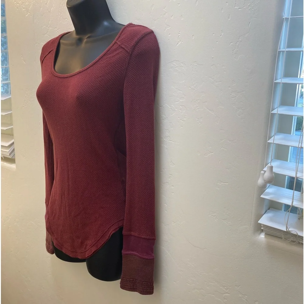 Free People Long Sleeve Sunnie Valley Cuff Thermal Maroon Size S - Picture 4 of 12